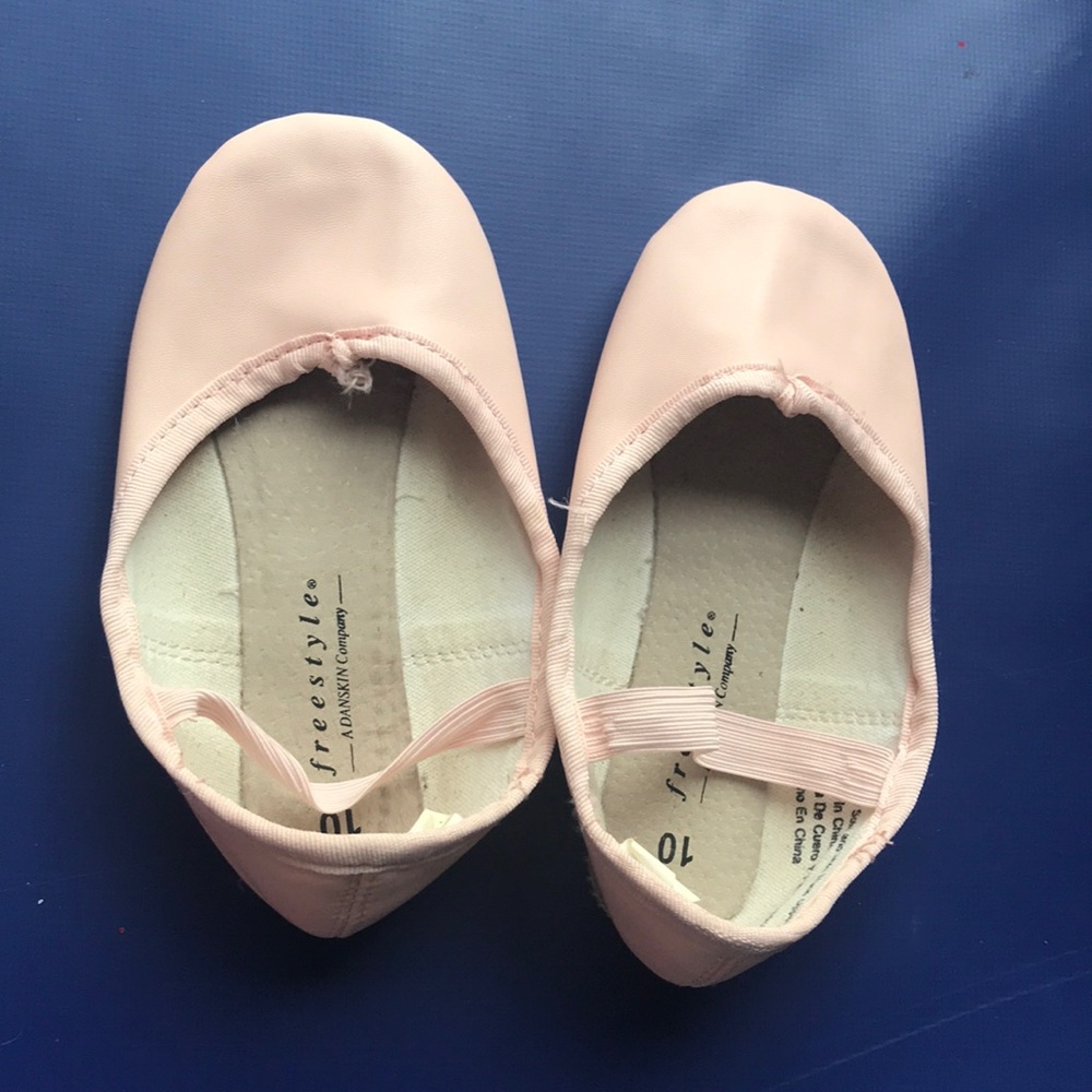 Freestyle ballet shoes
